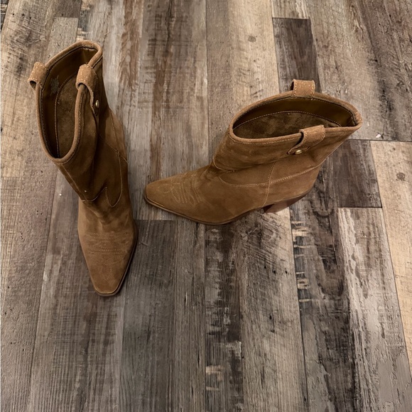 Vince Camuto Shoes - Women's Tan Suede Cowboy boot